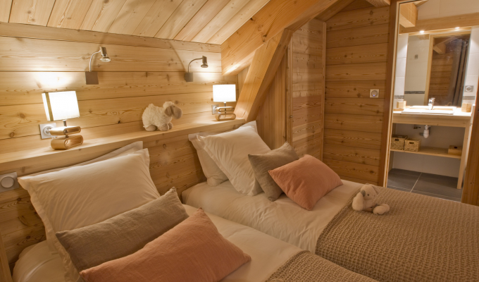 Serre Chevalier Luxury Chalet Rental near the slopes with spa and concierge service