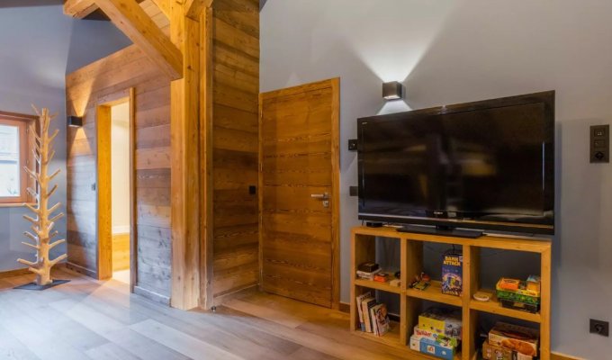 Serre Chevalier Luxury Chalet Rental near the slopes with spa and concierge service