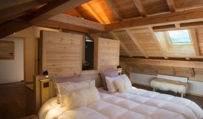 Serre Chevalier Luxury Chalet Rental near the slopes with Nordic bath and concierge service