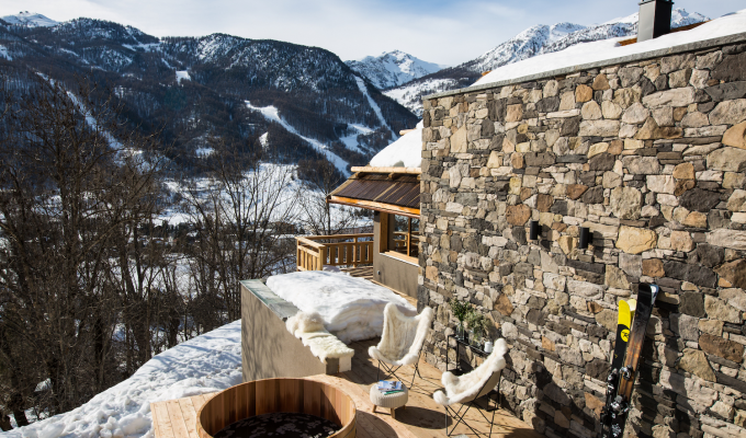 Serre Chevalier Luxury Chalet Rental near the slopes with Nordic bath and concierge service