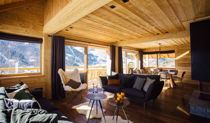 Serre Chevalier Luxury Chalet Rental near the slopes with Nordic bath and concierge service