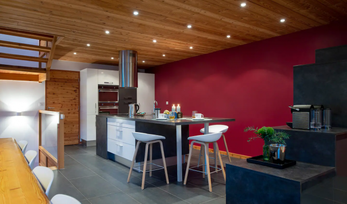 Luxury Chalet rental near the slopes of the Southern Alps with spa sauna and concierge