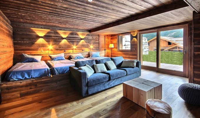 Luxury Chalet Rental near Southern Alps slopes with heated swimming pool, spa and sauna