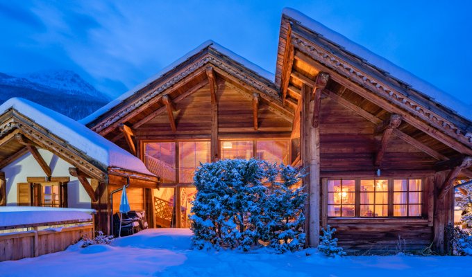 Serre Chevalier Luxury Chalet Rental near the slopes with Nordic bath