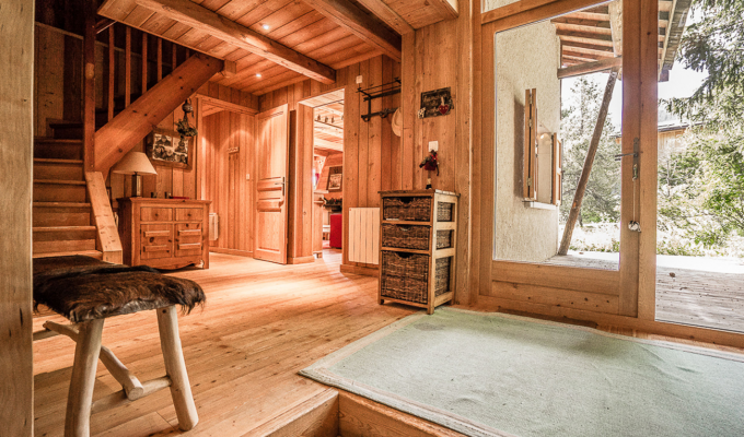 Luxury chalet rental Serre Chevalier Southern Alps at the foot of the slopes Spa sauna concierge service