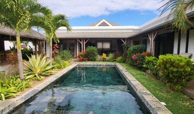 Mauritius Luxury Villa rentals in Pereybere 5 mins driving from the beach