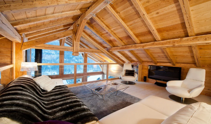 Serre Chevalier Luxury Chalet Rental near the slopes sauna and concierge services