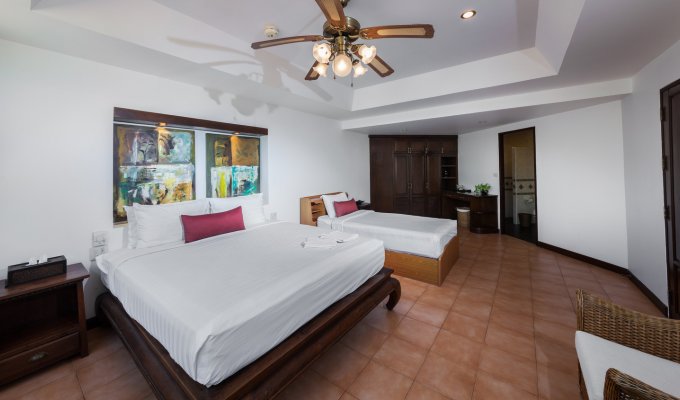 Phuket villa rental with private pool, staff and amazing seaview in Patong