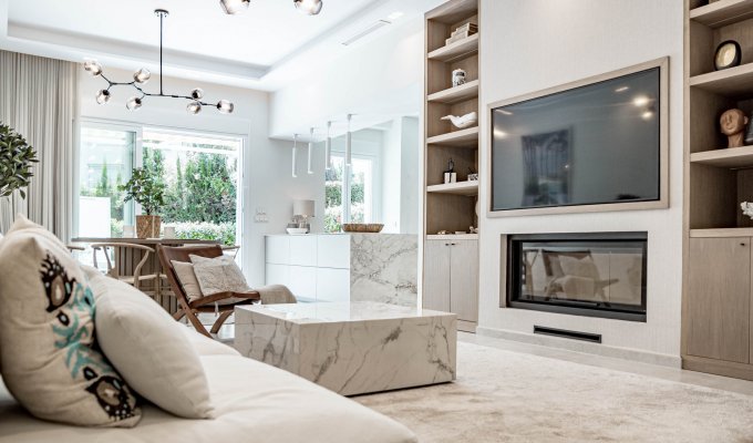 Main living room with fireplace