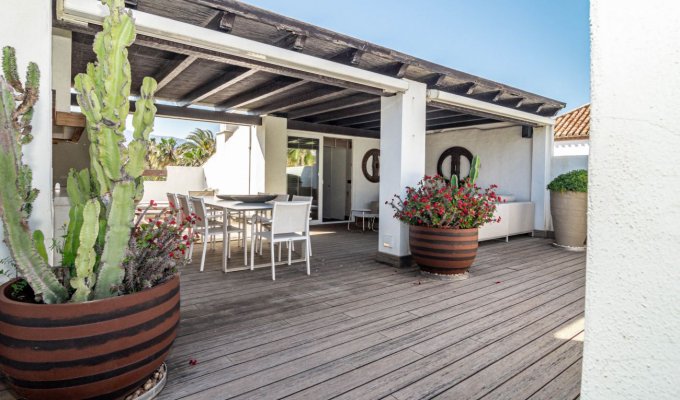 Private terrace with kitchen