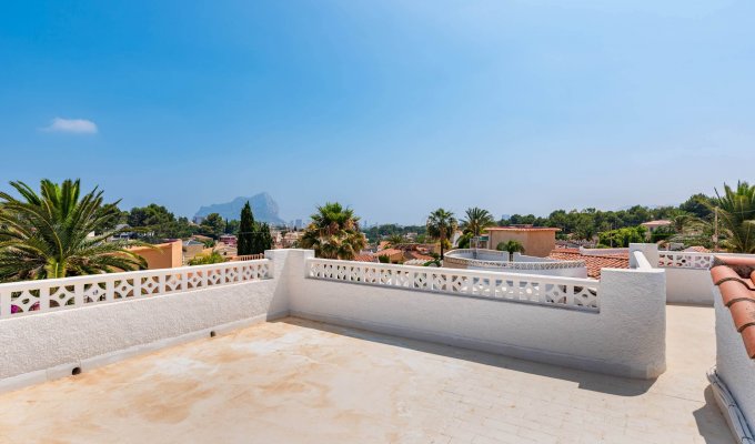 3 bedroom Calpe Costa Blanca villa rental with private pool near the beach