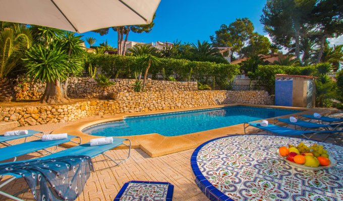 3 bedroom Calpe Costa Blanca villa rental with private pool near the beach