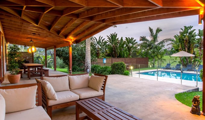 5-bedroom Myocum Byron Bay villa with private pool and BBQ, view on the valley and hills