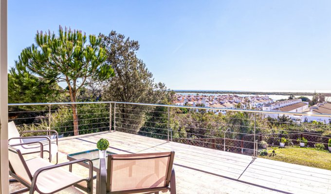 Terrace with sea views