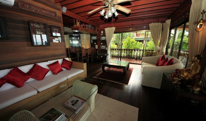 Koh Samui Villa Vacation Rentals, Beachfront with Private Pool & Jacuzzi in a Tropical Garden