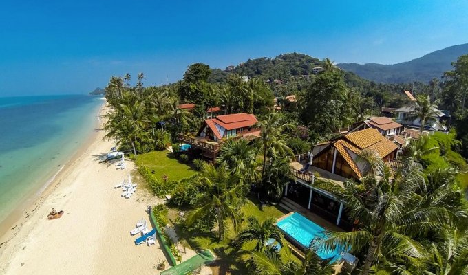 Koh Samui Villa Vacation Rentals, Beachfront with Private Pool & Jacuzzi in a Tropical Garden