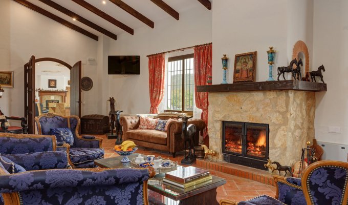 Main living room with fireplace