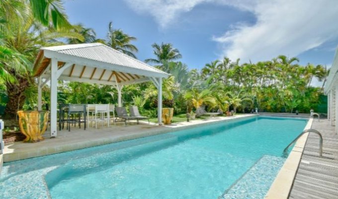 Vacation villa rental in Guadeloupe with superb private pool 