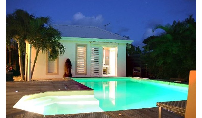 Atypical vacation house rental in Guadeloupe in St-François with pool 