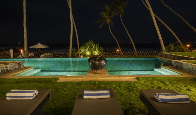Sri Lanka Beachfront Villa rental in Galle private pool and staff