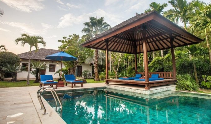 Thailand Villa Vacation Rentals in Krabi with private pool and staff included