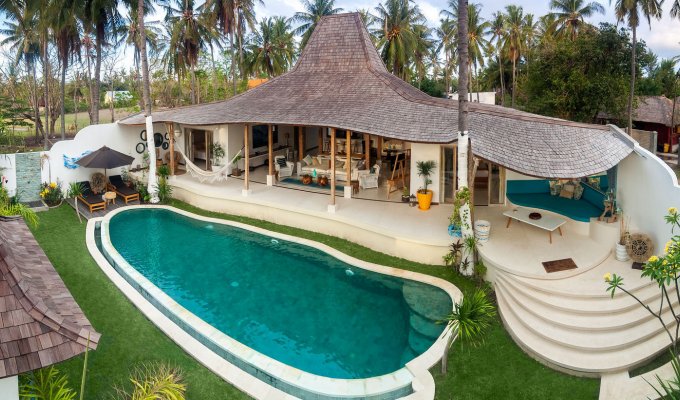 Indonesia Vacation Rental Villa Gili Islands with private pool and staff included