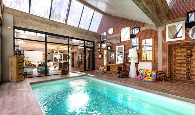 Breuillet Ile de France House Rental indoor pool and sauna