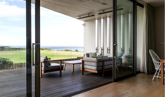 Luxury villa rental in Sydney, Australia with ocean view 