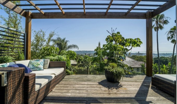 Australia Luxury villa rental Sydney Bondi Beach with private pool 