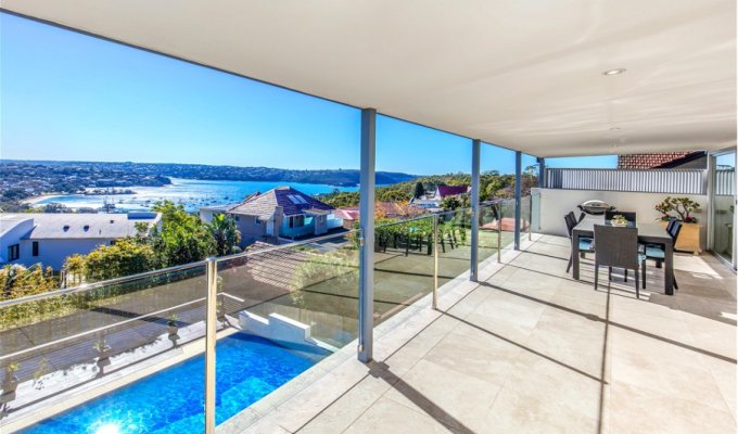 Villa rental Sydney Australia with private pool and sea view 