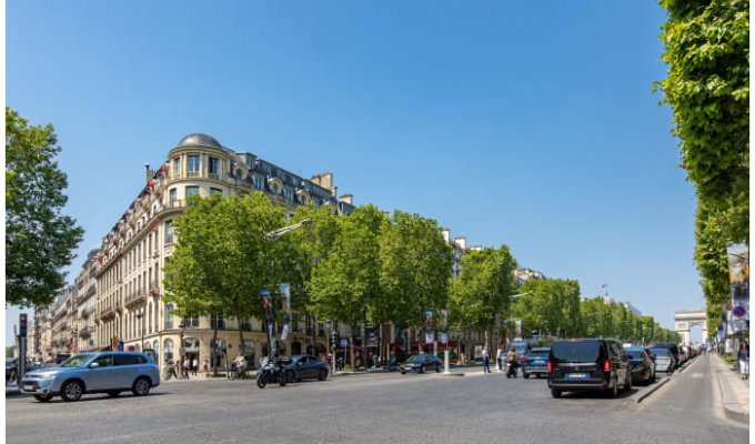 Paris Champs Elysees Luxury Apartment Rental for Corporate, Groups and Family Stay