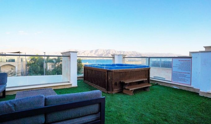 Israel Eilat Villa Vacation Rentals with private pool near the beach