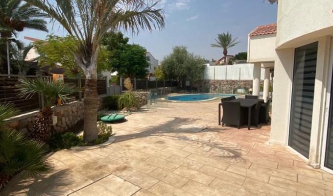Israel Eilat Villa Vacation Rentals with private pool  