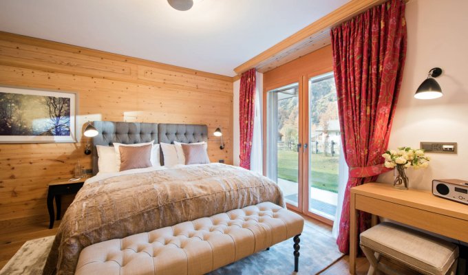 Zermatt luxury ski apartment rental with pool & hammam