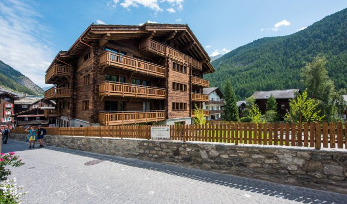 Zermatt luxury ski apartment rental