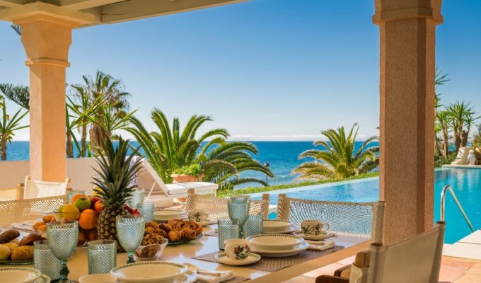 30 guest luxury villa Marbella Golden Mile