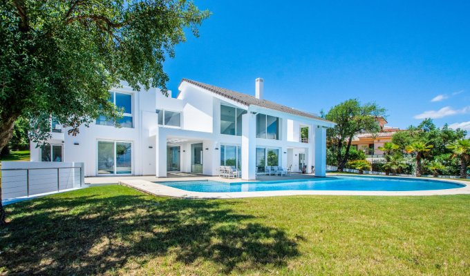 14 guest luxury villa Marbella Mairena