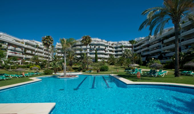 6 guest luxury apartement Marbella Golden Mile