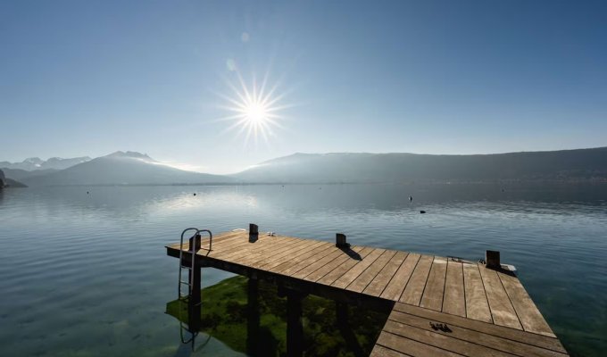 Lake Annecy chalet rental in Veyrier du lac with private dock