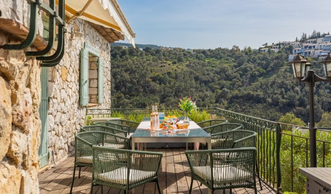 French Riviera villa rental in Mandelieu-la-Napoule Cannes private pool