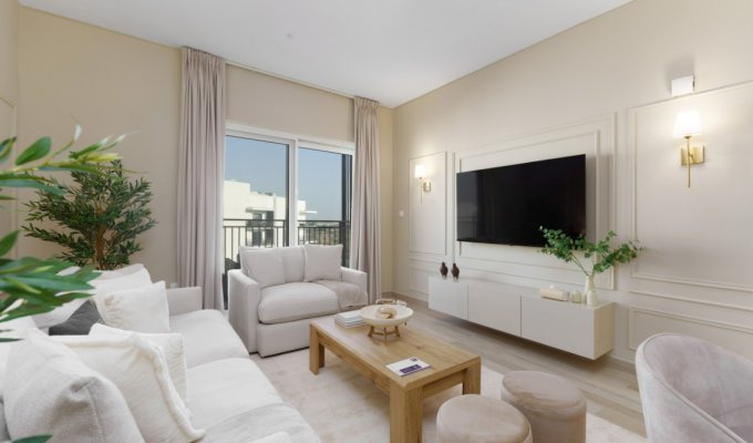 Abu Dhabi Apartment Rental Pool, Gym and Coworking Space