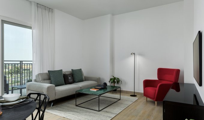 Abu Dhabi Apartment Rental Pool, Gym and Coworking Space