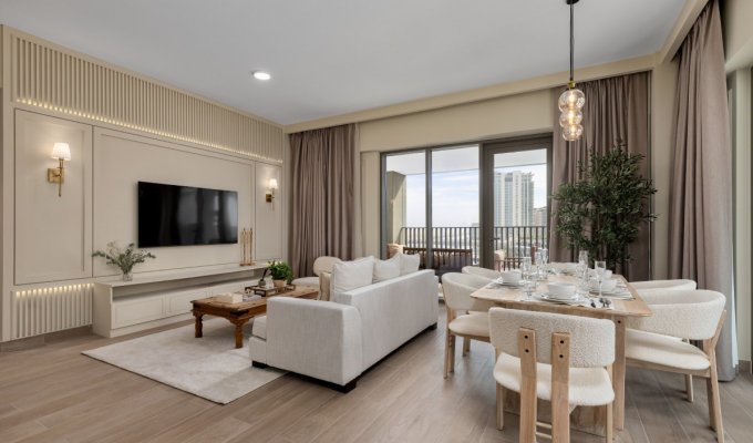 Dubai apartment holiday rental Creek Beach in Residence with pool