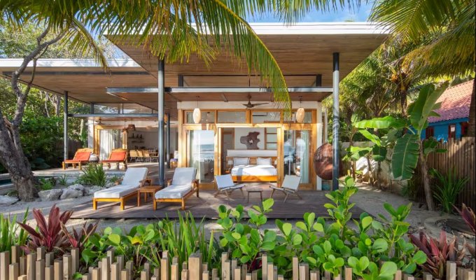 Costa Rica  luxury villa rental Santa Teresa private pool & staff