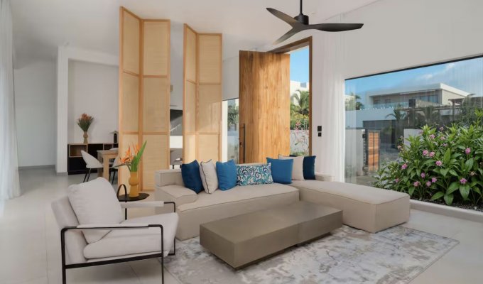 Mauritius Golf Anahita villa rental Pool  Beach & staff
