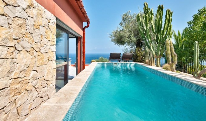 French Riviera villa holiday rental in Beaulieu sur Mer Sea view  & Pool