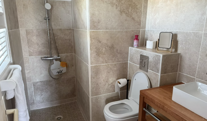 Bathroom 3