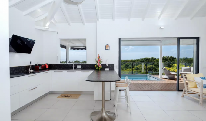 Luxury estate rental in Guadeloupe, Sainte-Anne, with private swimming pools; Caravelle beach 5 minutes’ drive away, 16 pers.