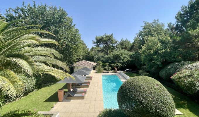 Arcachon luxury villa rental in Pyla sur Mer private pool & direct access to the beach