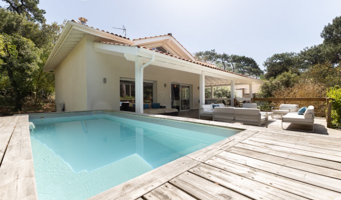Arcachon Luxury Villa Rental Pyla sur Mer – Private Heated Pool & Beach Nearby